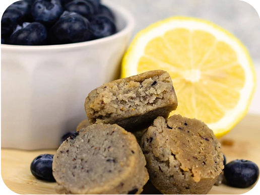 A ChipMonk Experiment! Low-Carb Keto 'Blue' Velvet Cupcakes